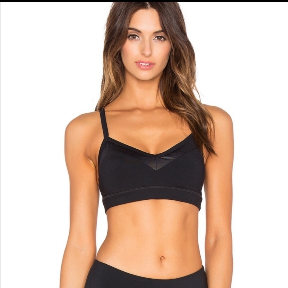 Alo Yoga Becka Sports Bra